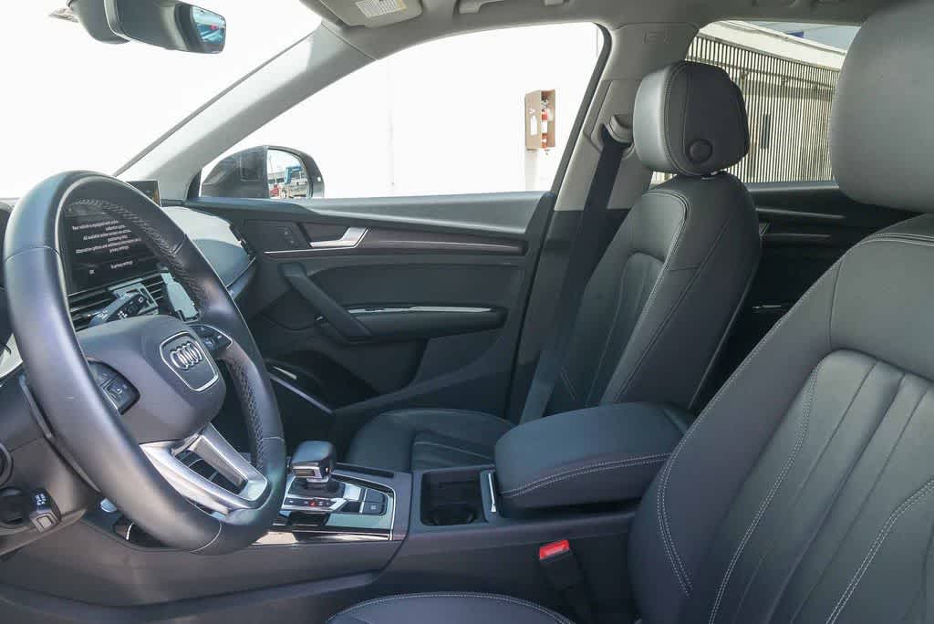 Thumbnail: 2021 Audi Q5 - 16