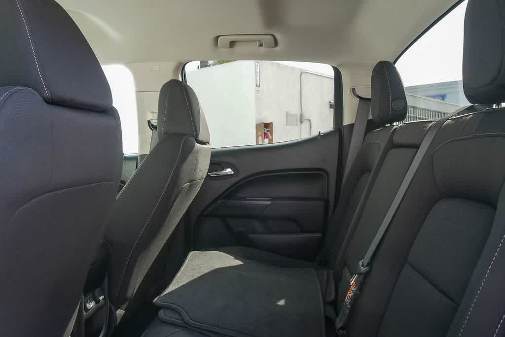 Thumbnail: 2022 Chevrolet Colorado - 15