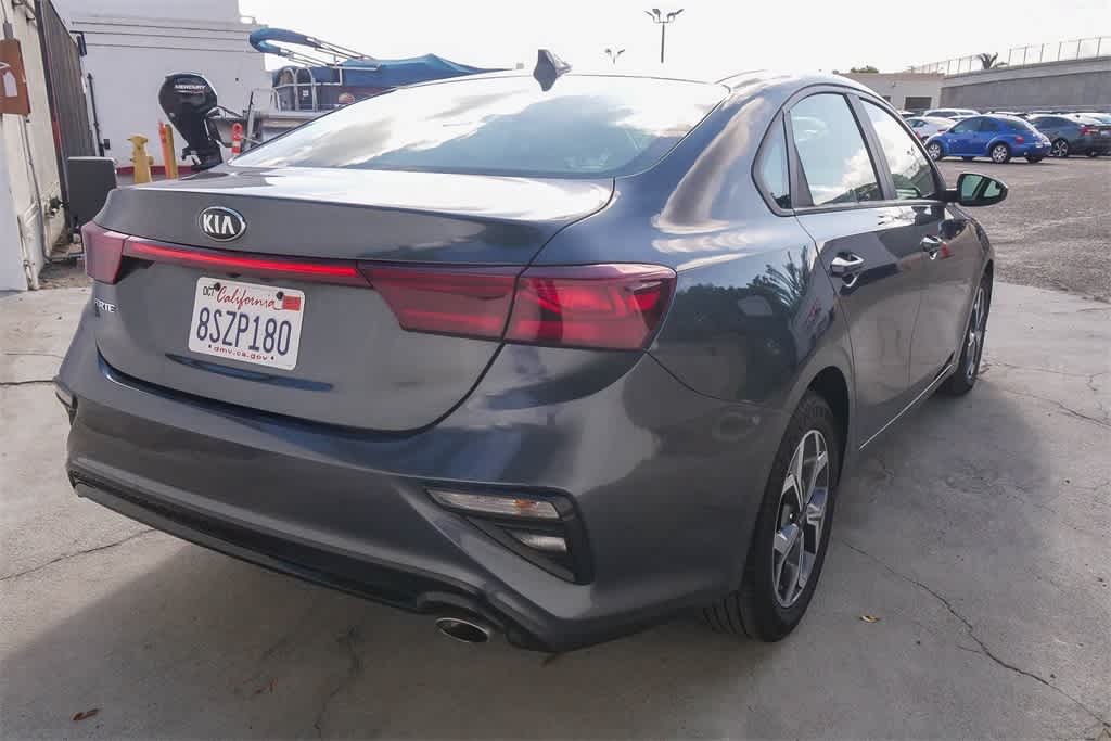 Thumbnail: 2021 Kia Forte - 9