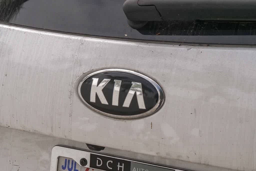 Thumbnail: 2017 Kia Sorento - 11