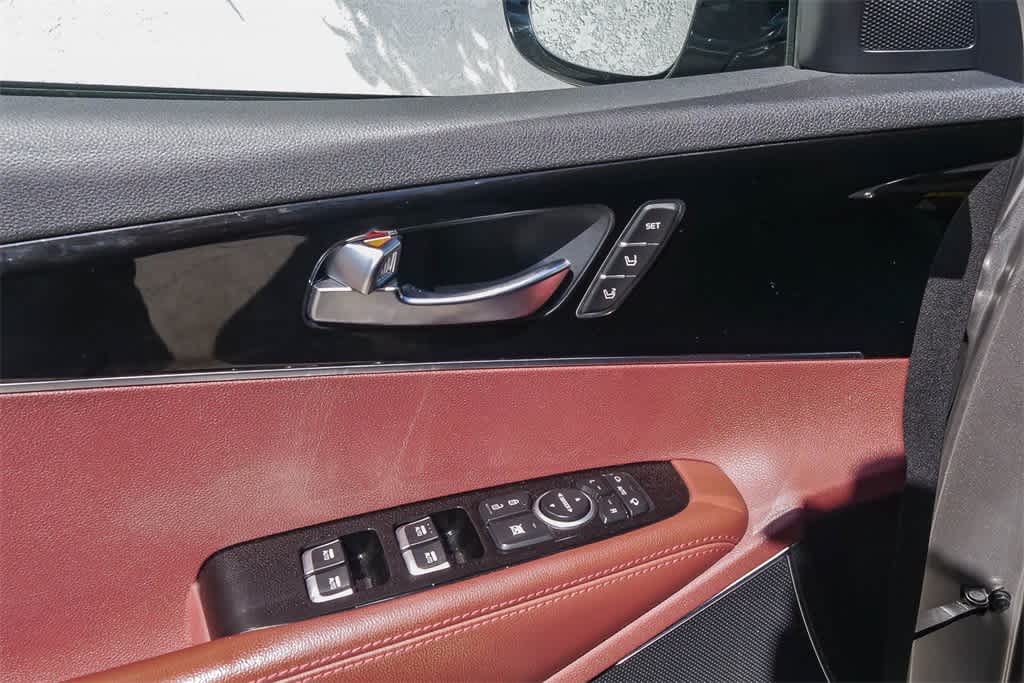 Thumbnail: 2018 Kia Sorento - 19