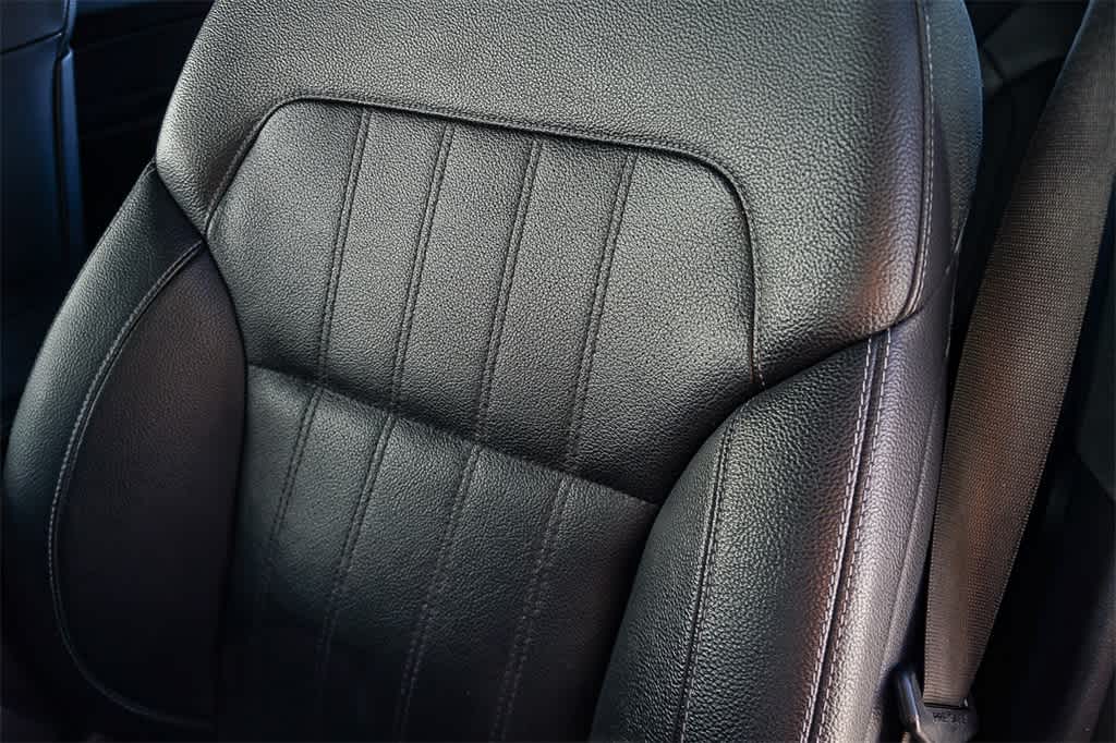 Thumbnail: 2017 Mercedes-Benz GLE - 28