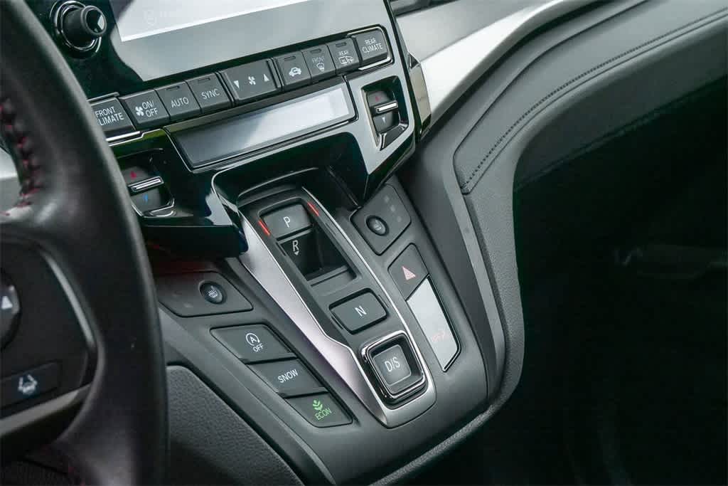 Thumbnail: 2024 Honda Odyssey - 17