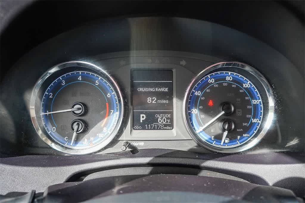 Thumbnail: 2017 Toyota Corolla - 24