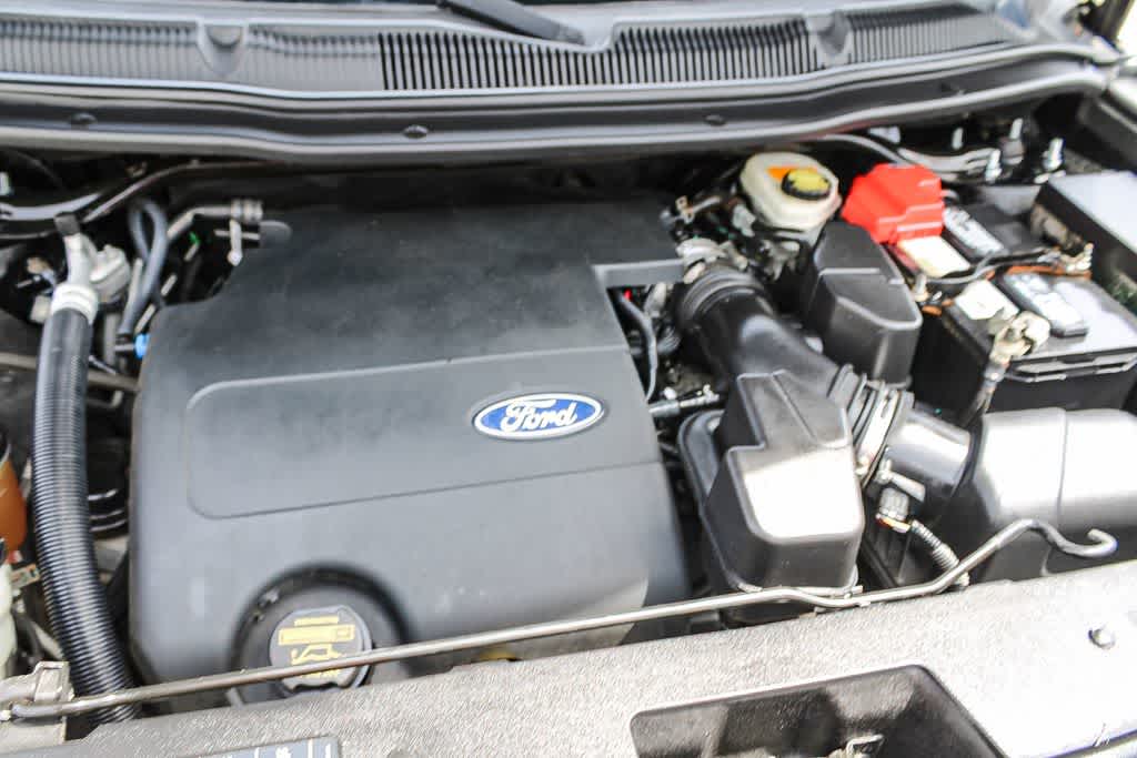 Thumbnail: 2013 Ford Explorer - 24