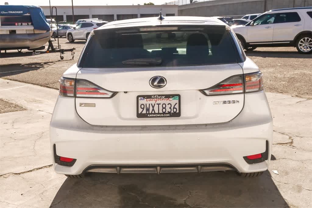 Thumbnail: 2016 Lexus CT - 8