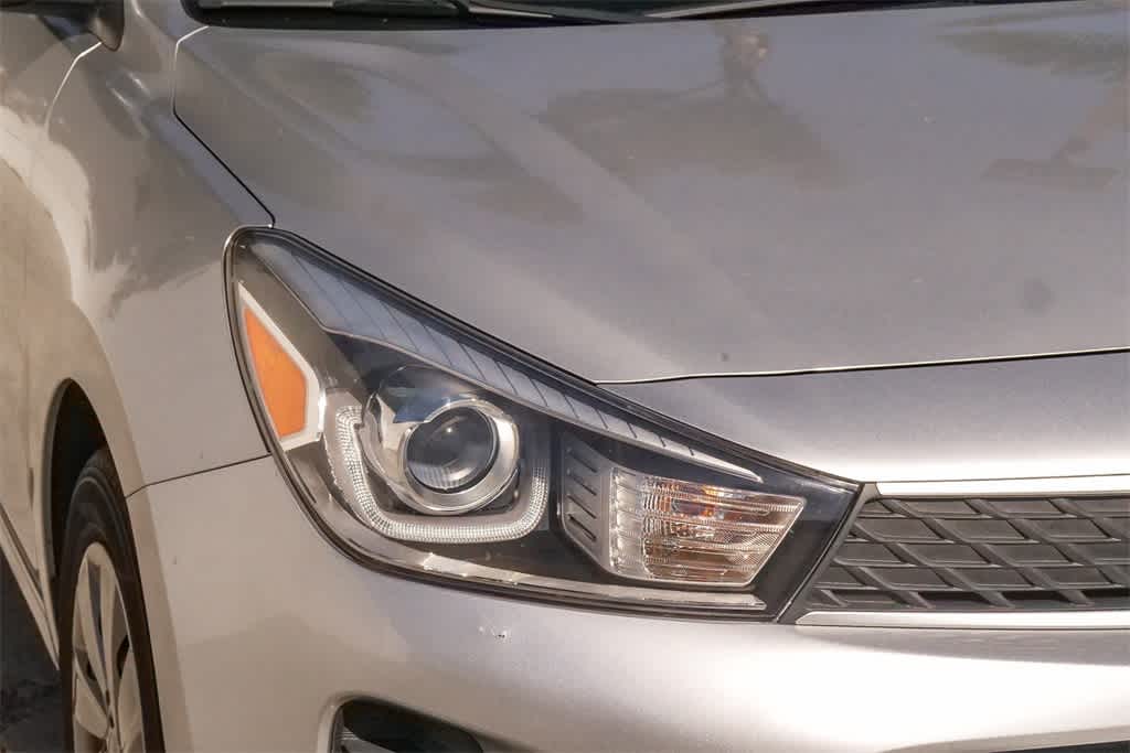 Thumbnail: 2019 Kia Rio5 - 4