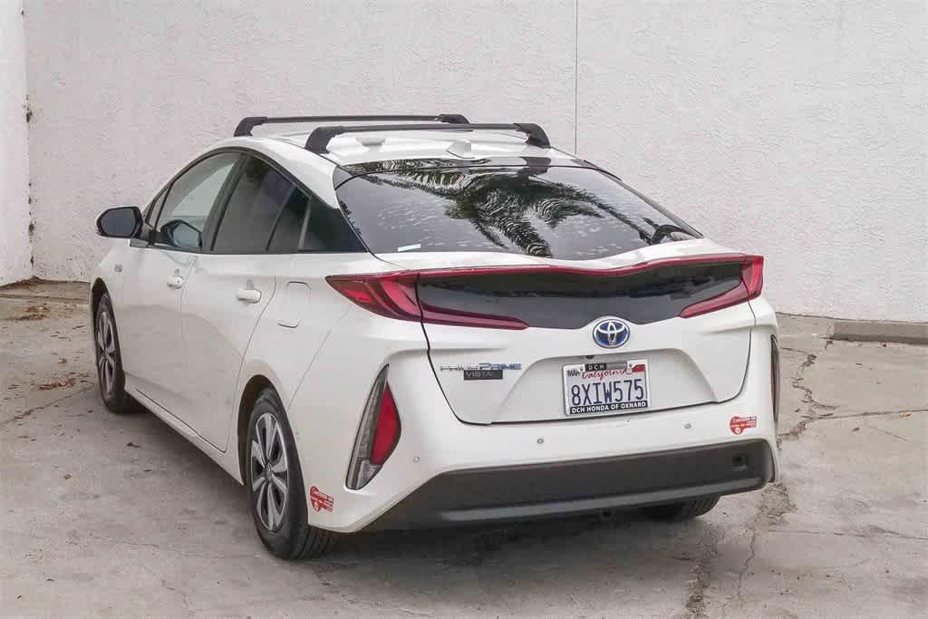 Thumbnail: 2017 Toyota Prius Prime - 9