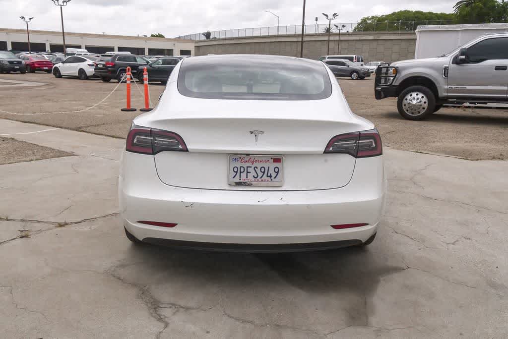 Thumbnail: 2022 Tesla Model 3 - 8