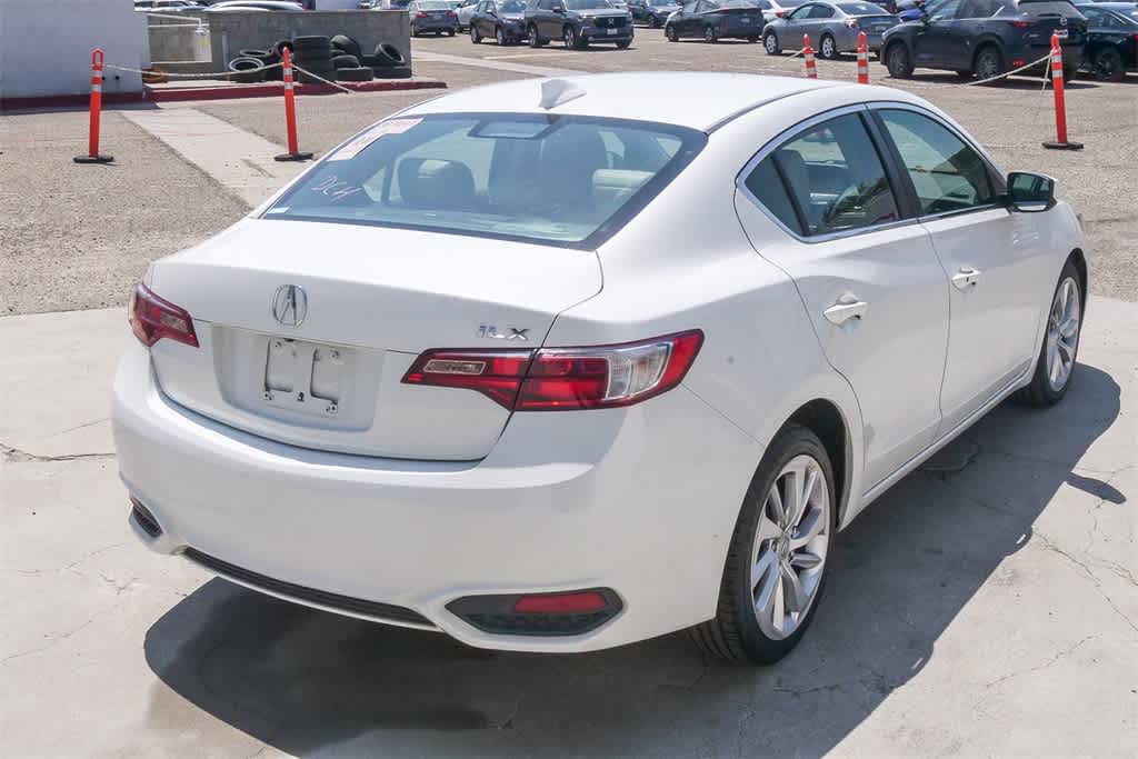 Thumbnail: 2017 Acura ILX - 9
