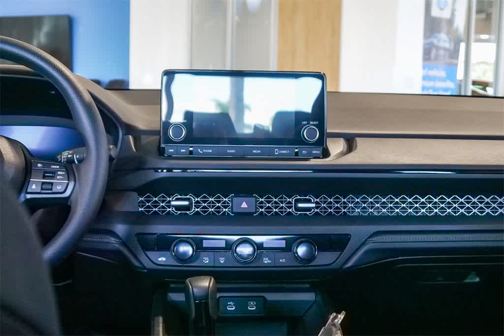 Thumbnail: 2025 Honda Accord - 14