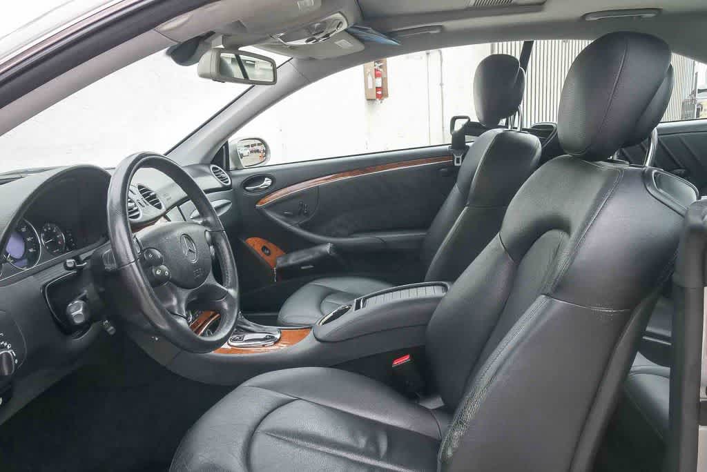 Thumbnail: 2006 Mercedes-Benz CLK - 16