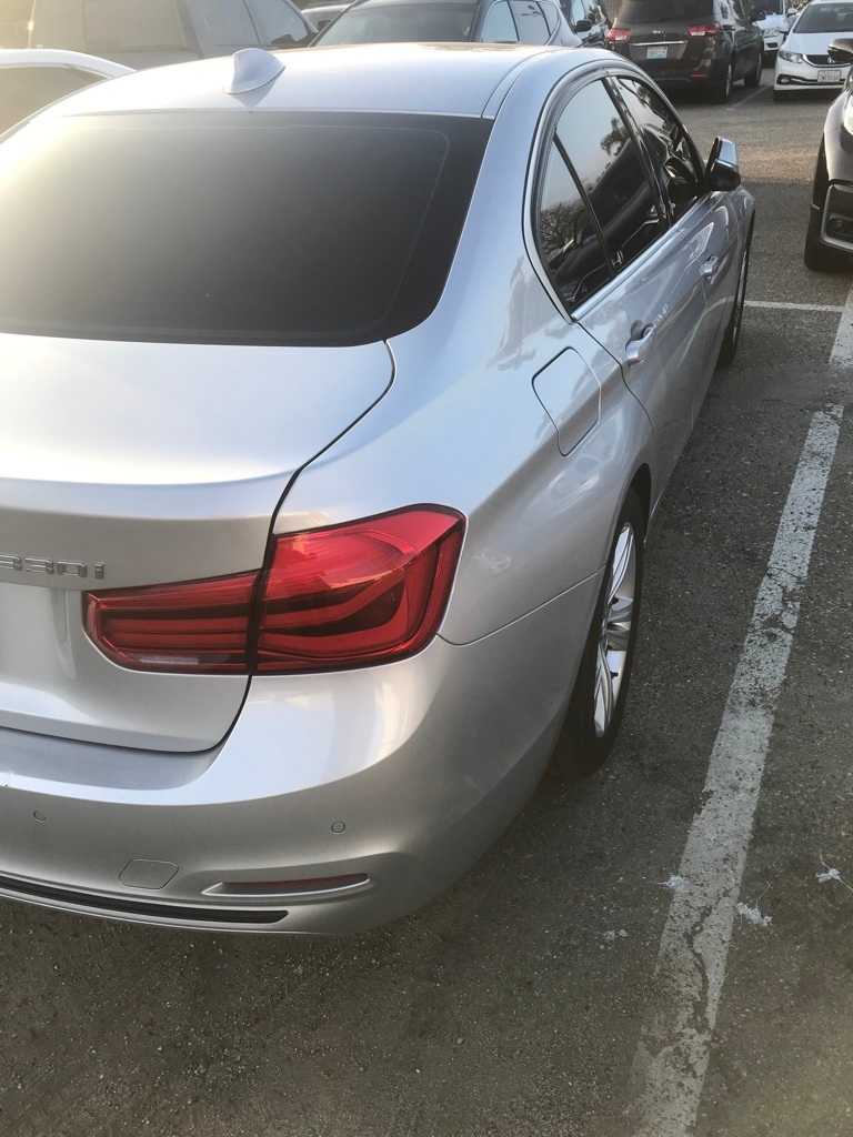 Thumbnail: 2018 BMW 3 Series - 6