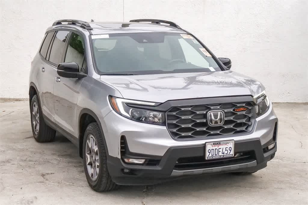 2022 Honda Passport TrailSport photo 2