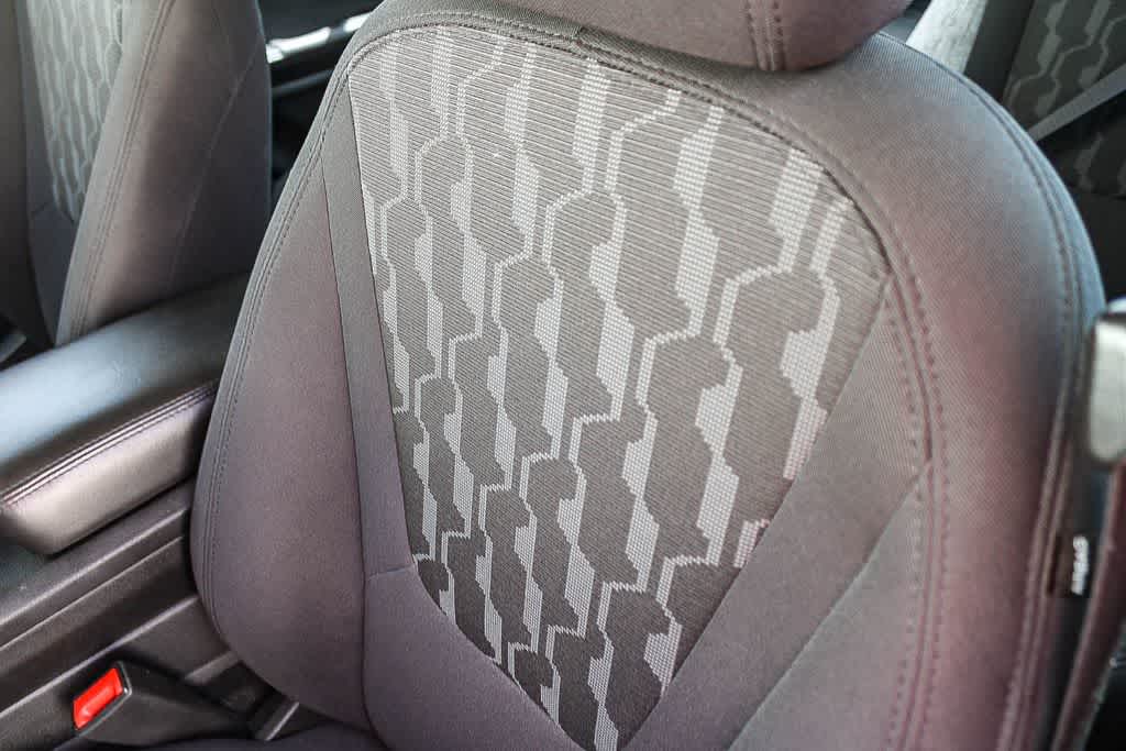 Thumbnail: 2015 Chevrolet Volt - 22