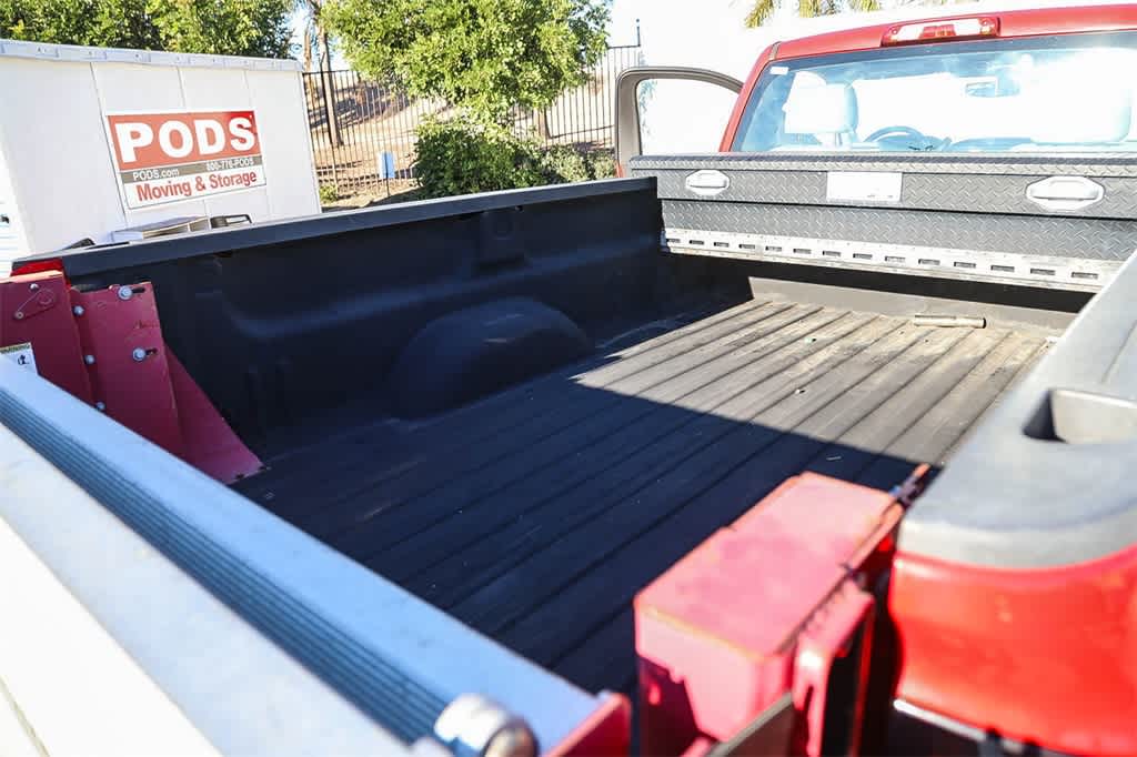 Thumbnail: 2015 Chevrolet Silverado 2500 - 24