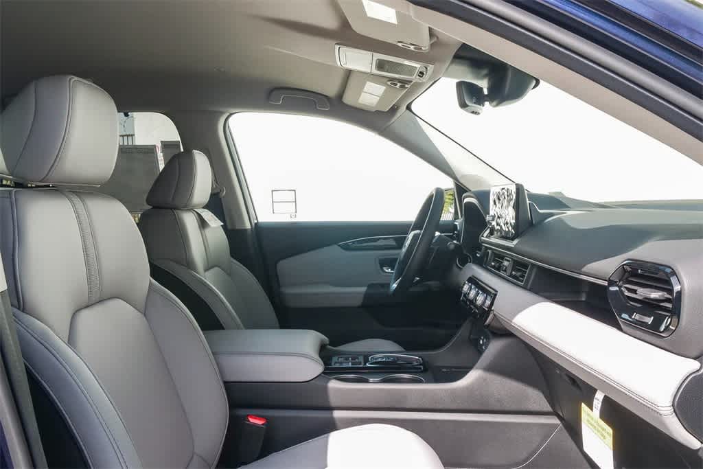 Thumbnail: 2025 Honda Pilot - 15