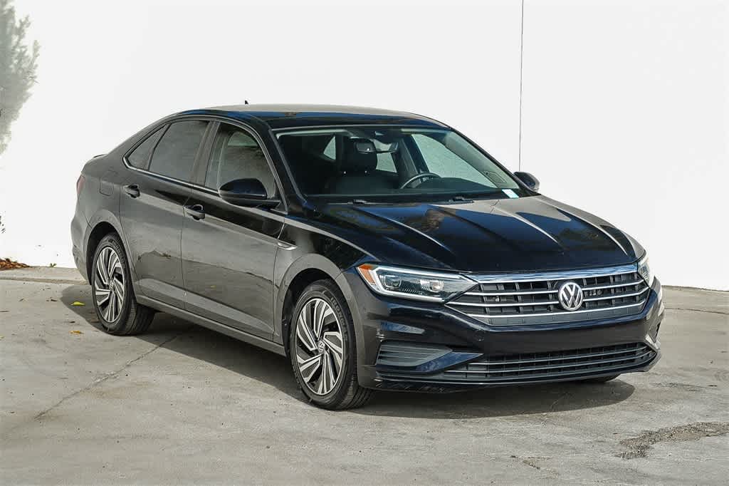 Thumbnail: 2021 Volkswagen Jetta - 3