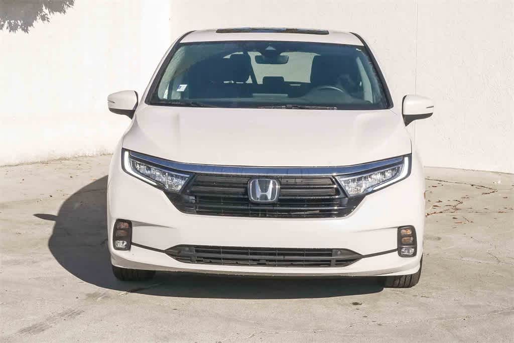 2024 Honda Odyssey EX-L photo 2