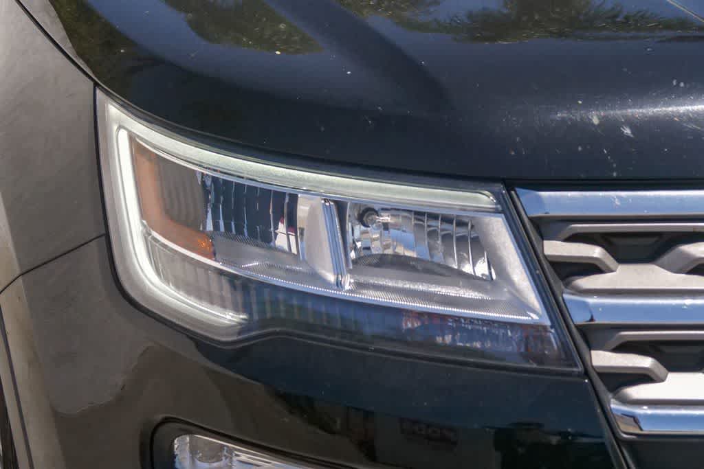 Thumbnail: 2018 Ford Explorer - 4