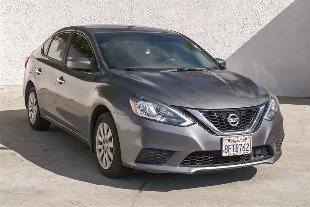 Thumbnail: 2019 Nissan Sentra - 3