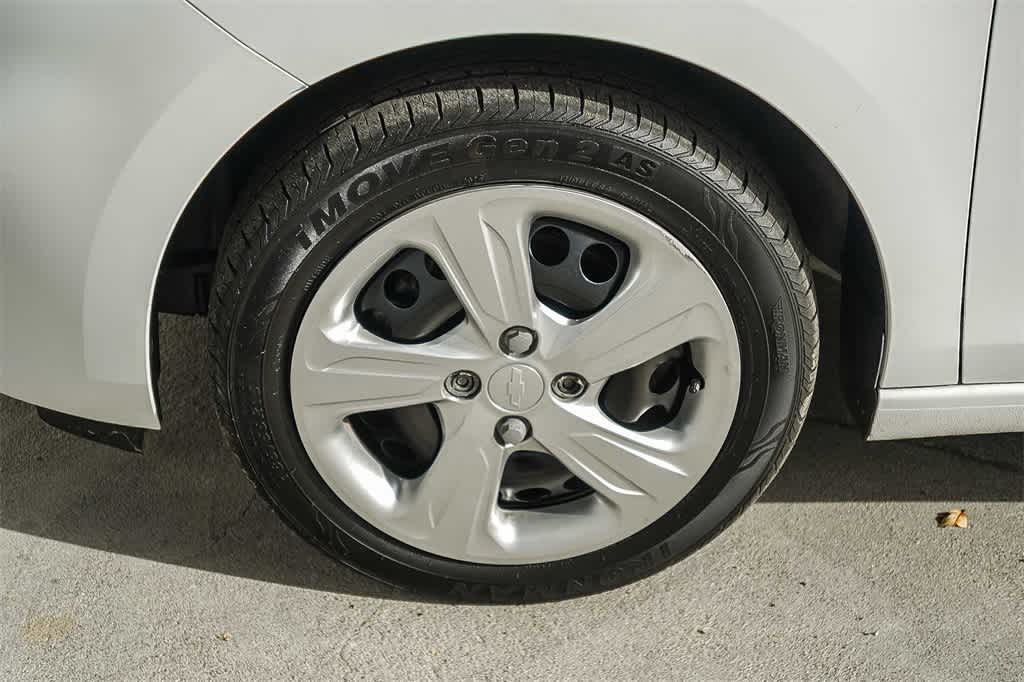 Thumbnail: 2021 Chevrolet Spark - 10