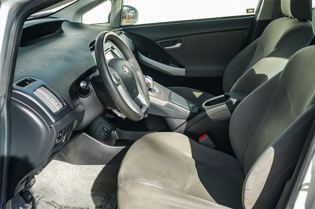 Thumbnail: 2014 Toyota Prius - 19