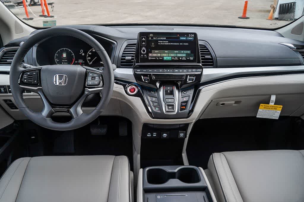 Thumbnail: 2026 Honda Odyssey - 14