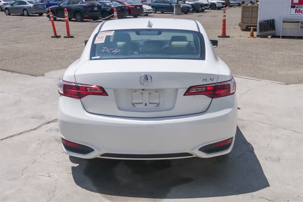 Thumbnail: 2017 Acura ILX - 8