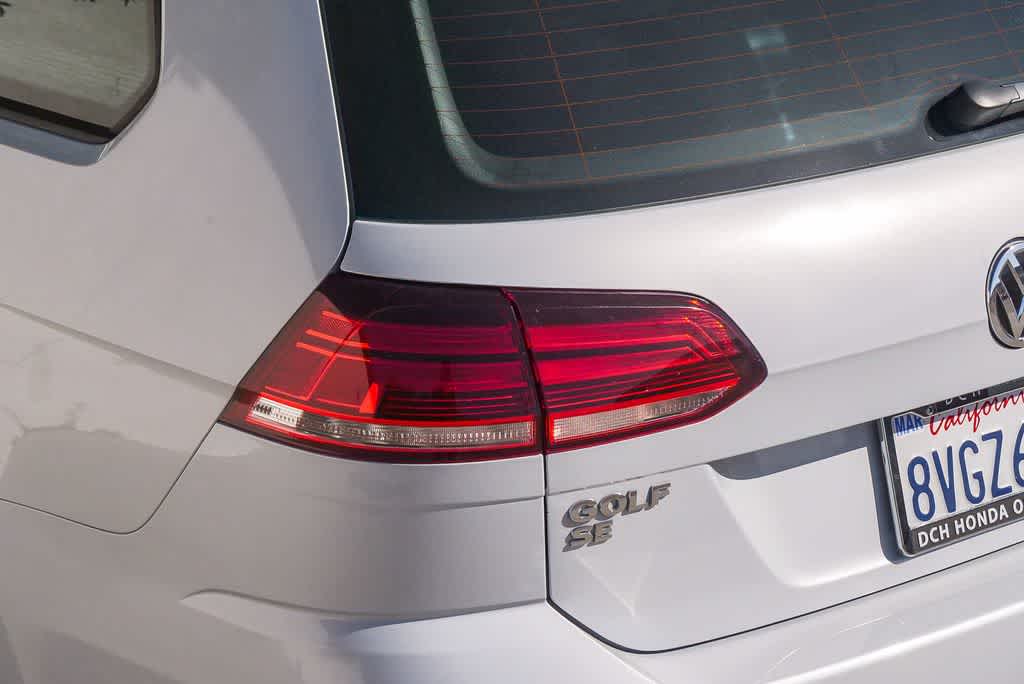 Thumbnail: 2019 Volkswagen e-Golf - 10