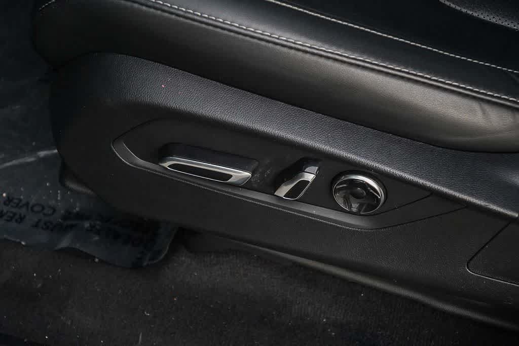 Thumbnail: 2023 Acura MDX - 24