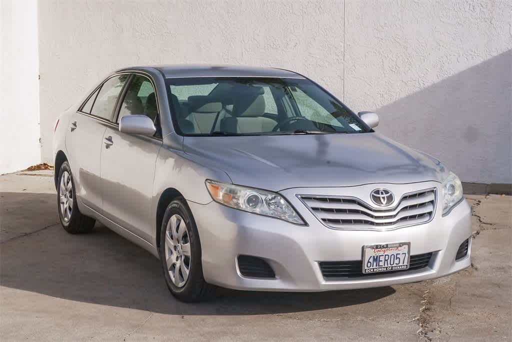 Thumbnail: 2011 Toyota Camry - 3