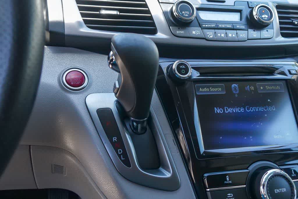 Thumbnail: 2015 Honda Odyssey - 22