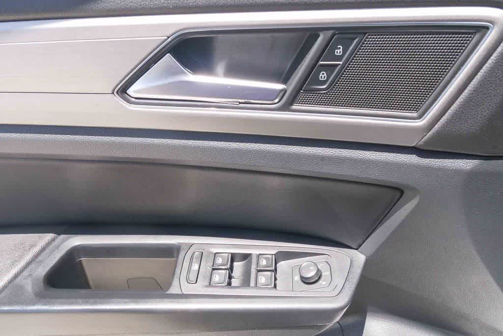 Thumbnail: 2019 Volkswagen Atlas - 15