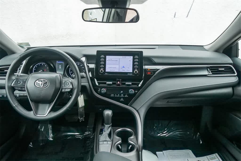 2024 Toyota Camry SE 11