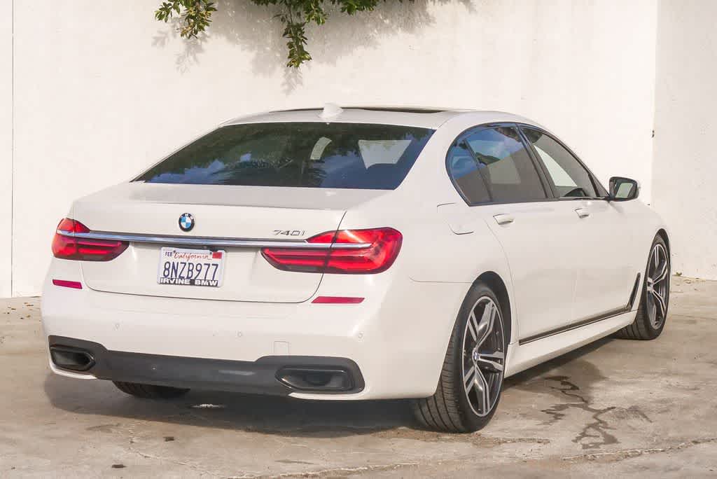 Thumbnail: 2018 BMW 7 Series - 7