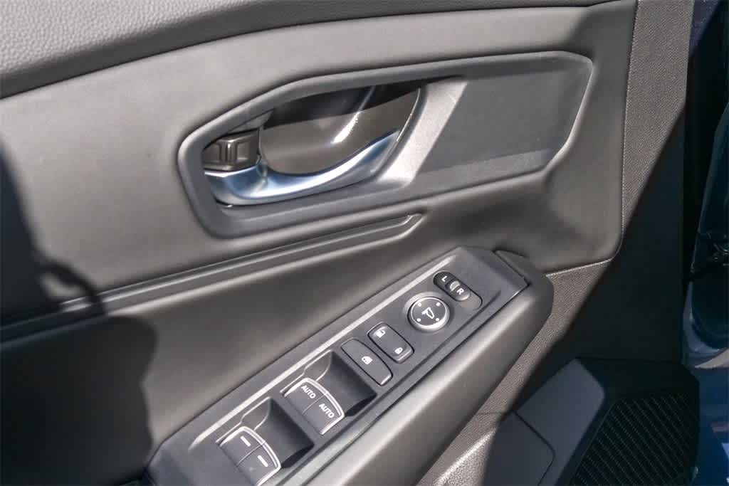 Thumbnail: 2025 Honda Accord - 22