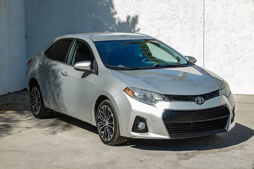 Thumbnail: 2014 Toyota Corolla - 3