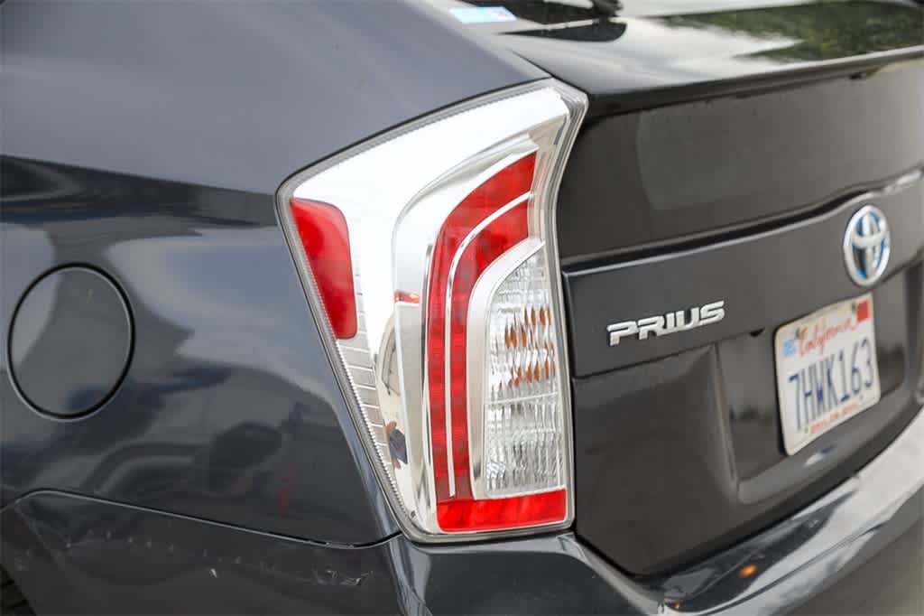 Thumbnail: 2015 Toyota Prius - 10