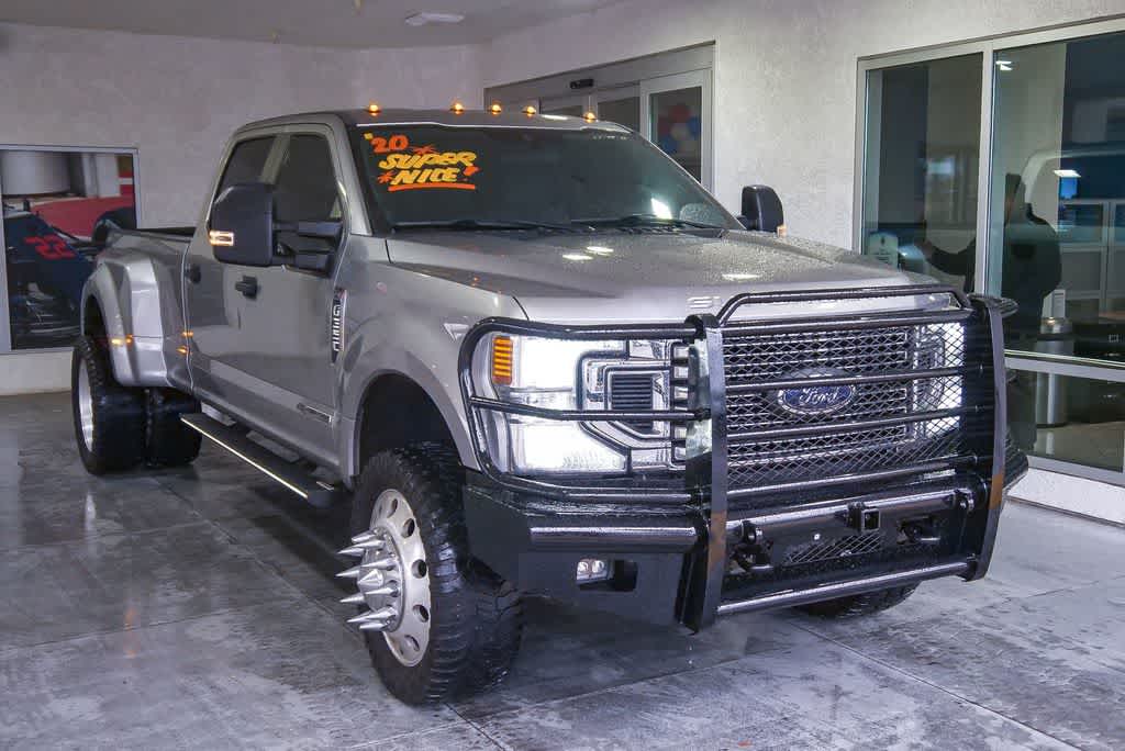 Thumbnail: 2020 Ford Econoline - 3