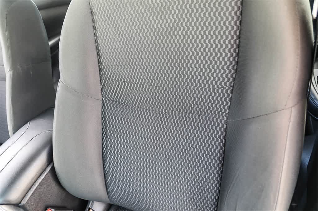 Thumbnail: 2021 Nissan Rogue Sport - 23