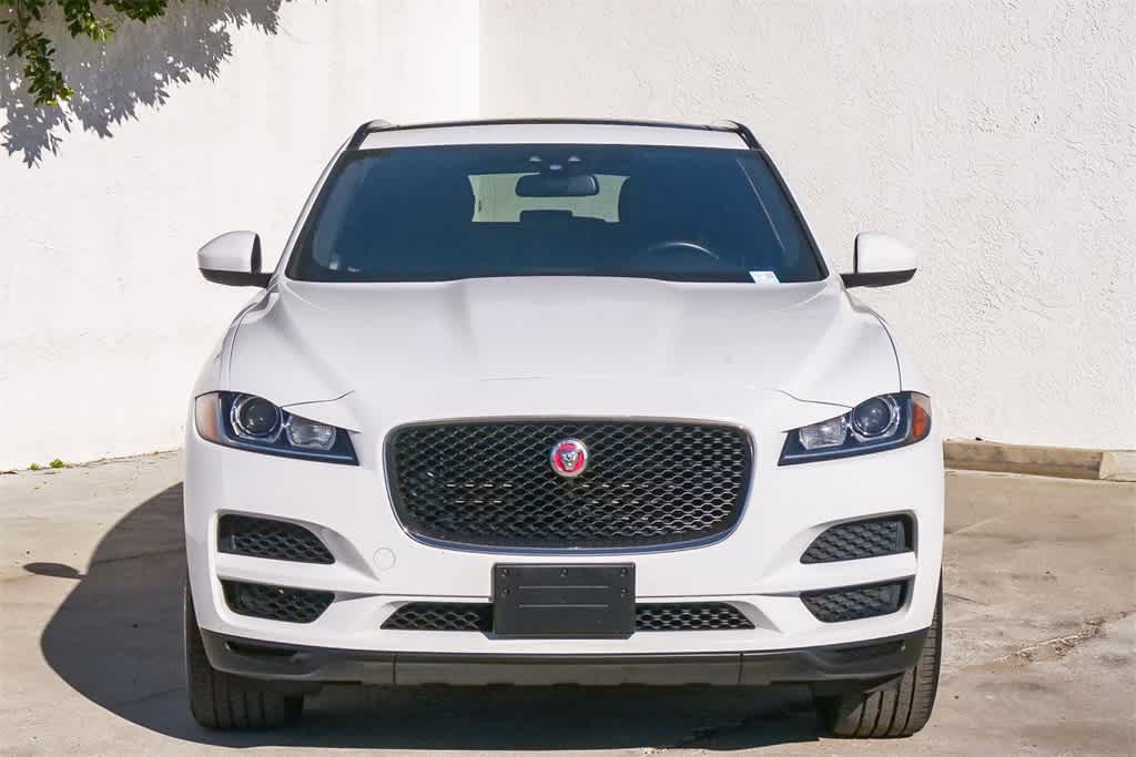 Thumbnail: 2018 Jaguar F-Pace - 2