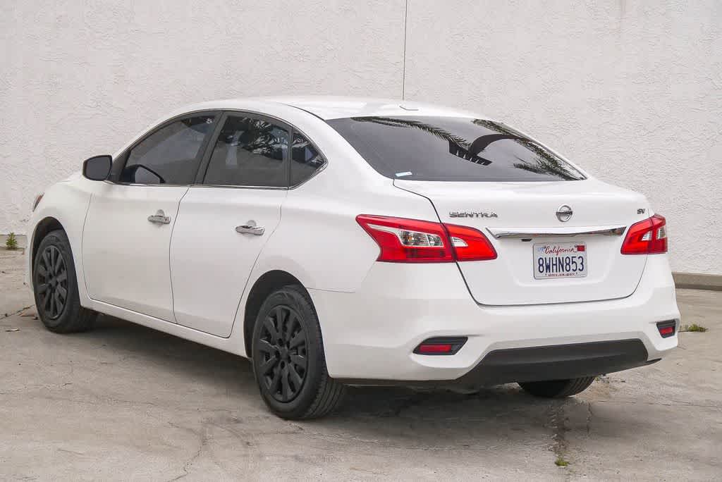 Thumbnail: 2016 Nissan Sentra - 7
