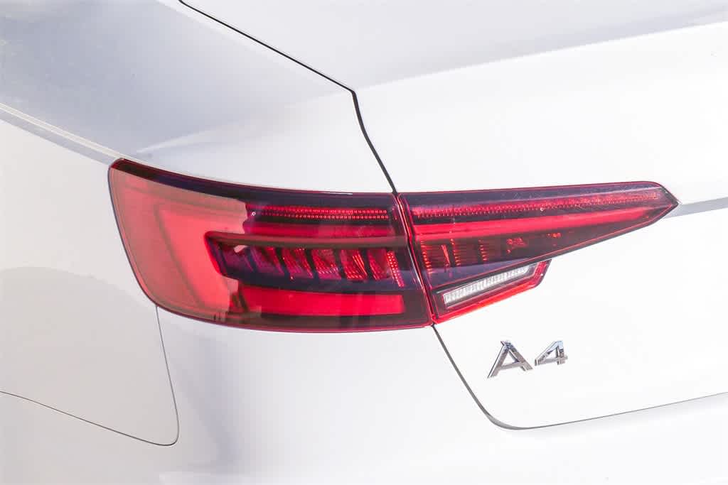 Thumbnail: 2019 Audi A4 - 10