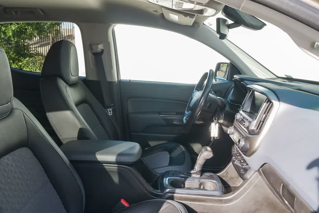 Thumbnail: 2016 Chevrolet Colorado - 15
