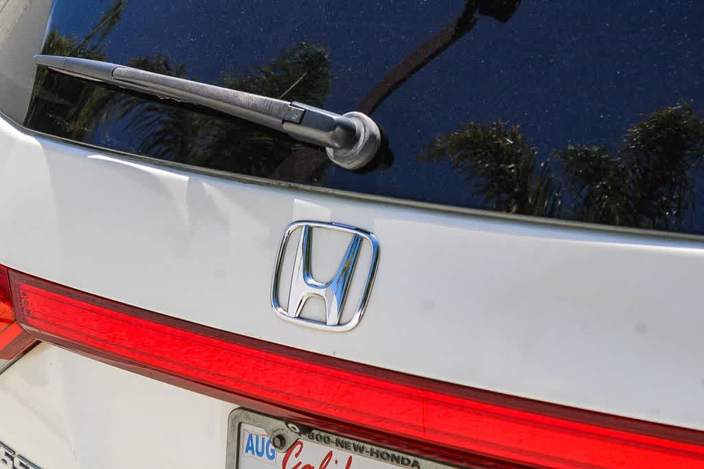 Thumbnail: 2014 Honda Odyssey - 11