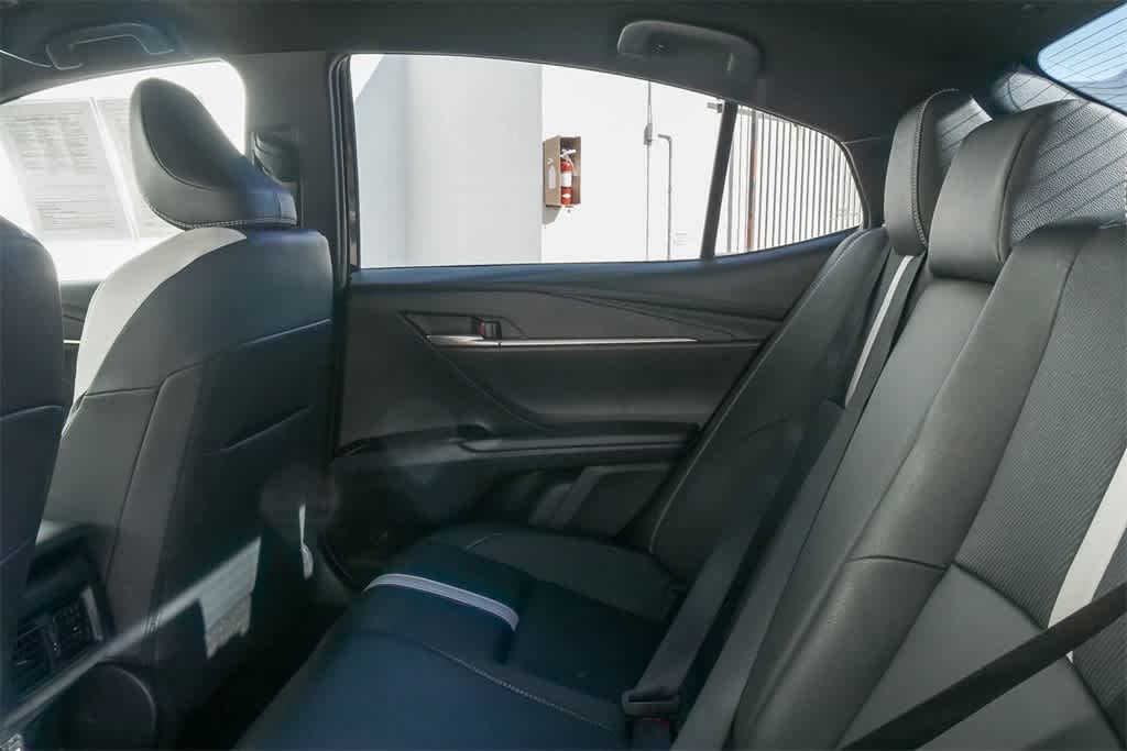 Thumbnail: 2025 Toyota Camry - 12