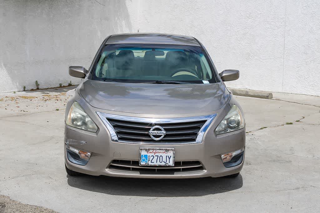 Thumbnail: 2013 Nissan Altima - 2
