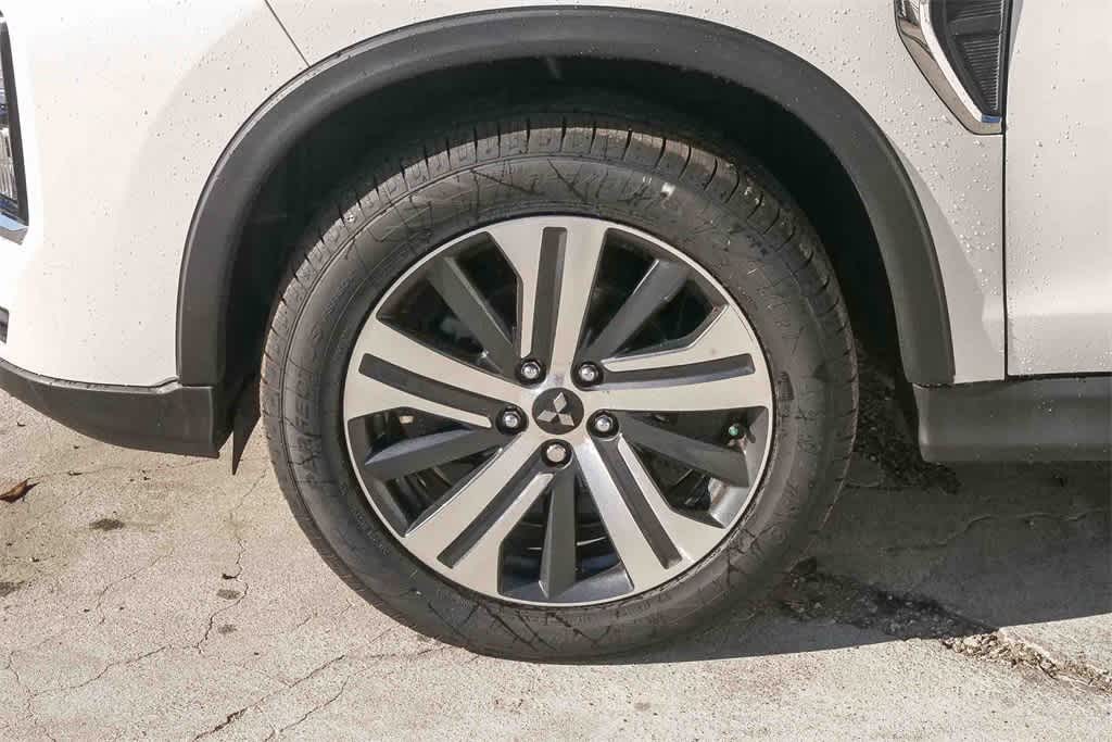 Thumbnail: 2021 Mitsubishi Outlander Sport - 6