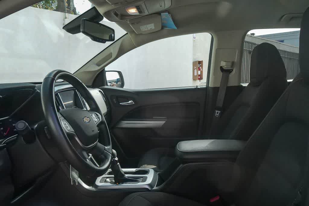 Thumbnail: 2022 Chevrolet Colorado - 17